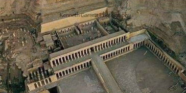 Luxor Day Trip from Hurghada: Thebes West & East Bank Tour - 8 Persons
